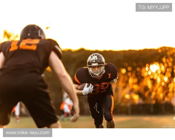 罗杰斯执教理念强调控球与高位逼抢，战术体系持续提升球队竞争力