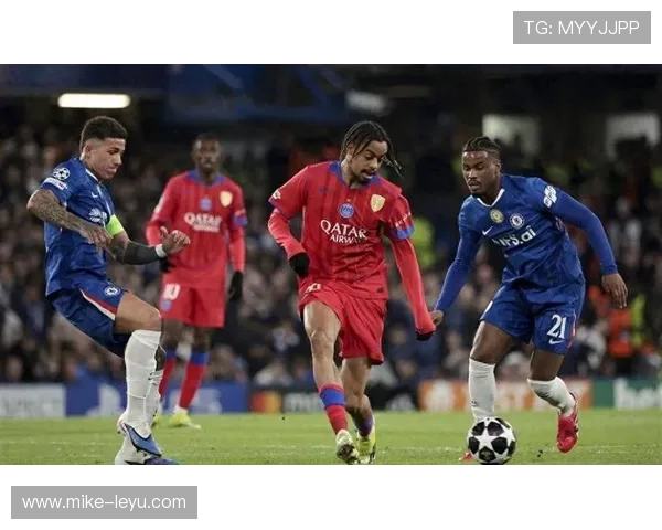 切尔西中场功能重叠，节奏问题已对球队攻防转换造成影响